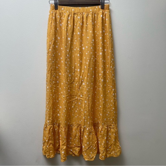 Everly Yellow Star Patterned Maxi Skirt - Picture 5 of 11